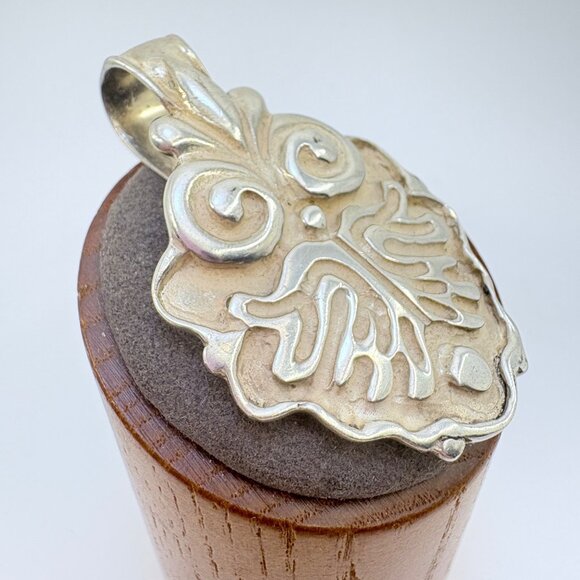 VTG Solid Sterling Silver 925 Scroll Leaf Design Pendant Size 2" Length - Picture 2 of 9